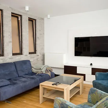 Modern Elegance In - Spacious 3-bedroom By Flat Mаnаger شقة