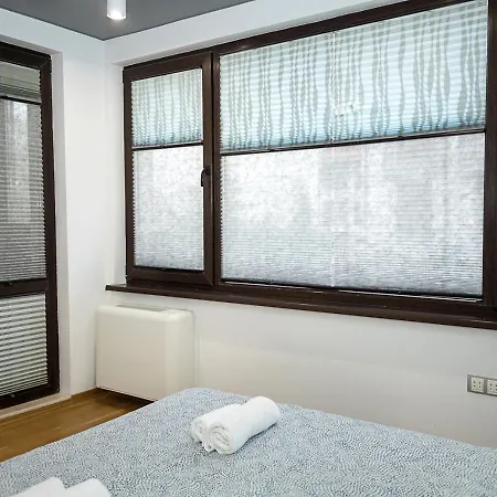Modern Elegance In - Spacious 3-bedroom By Flat Mаnаger فارنا